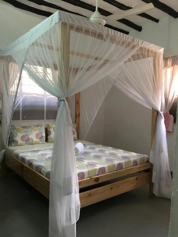 Hakuna Matata Guest House Паже Екстериор снимка